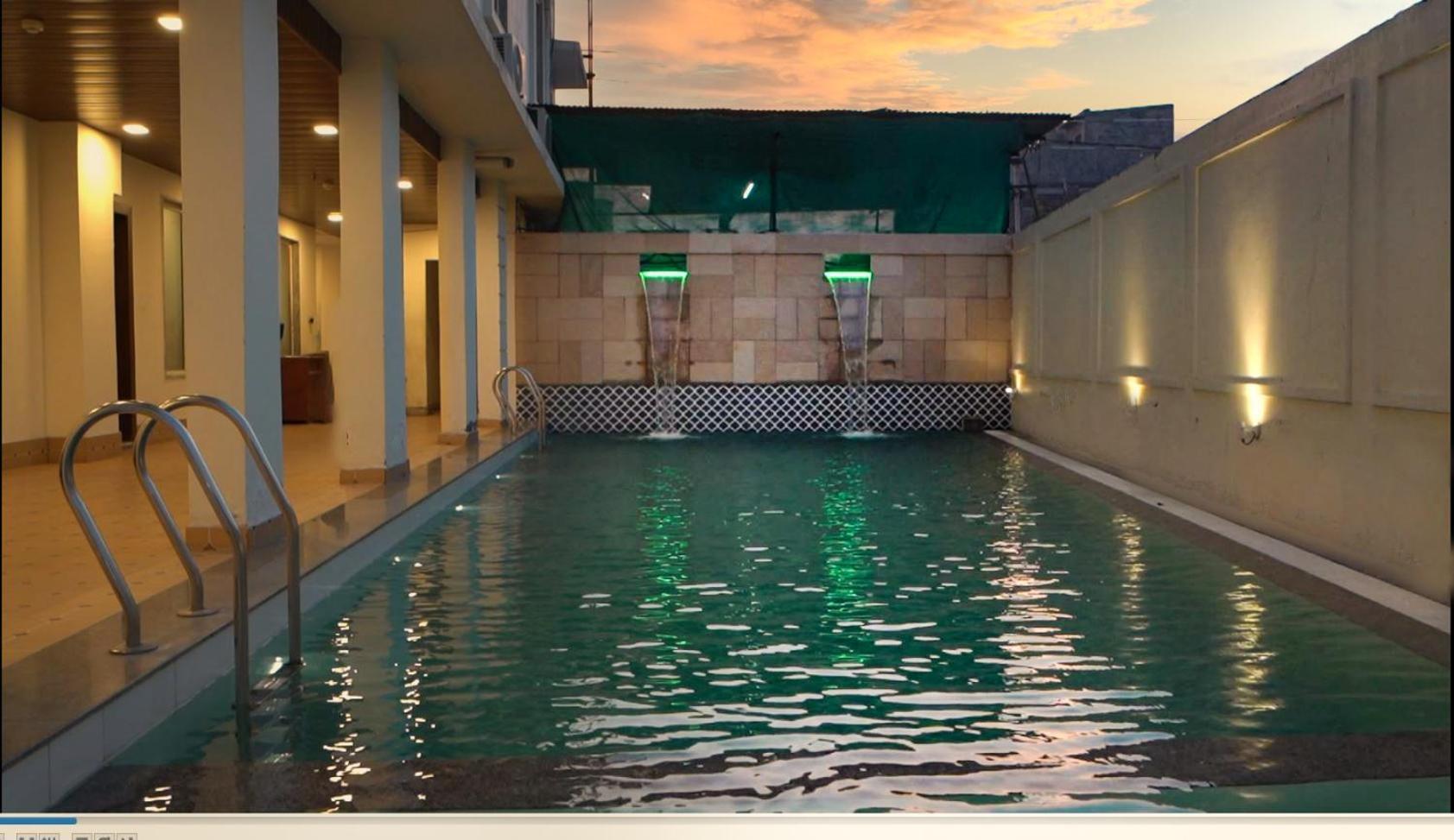 The Courtyard - Beyond Bar & Club Hotel Udaipur Exterior photo